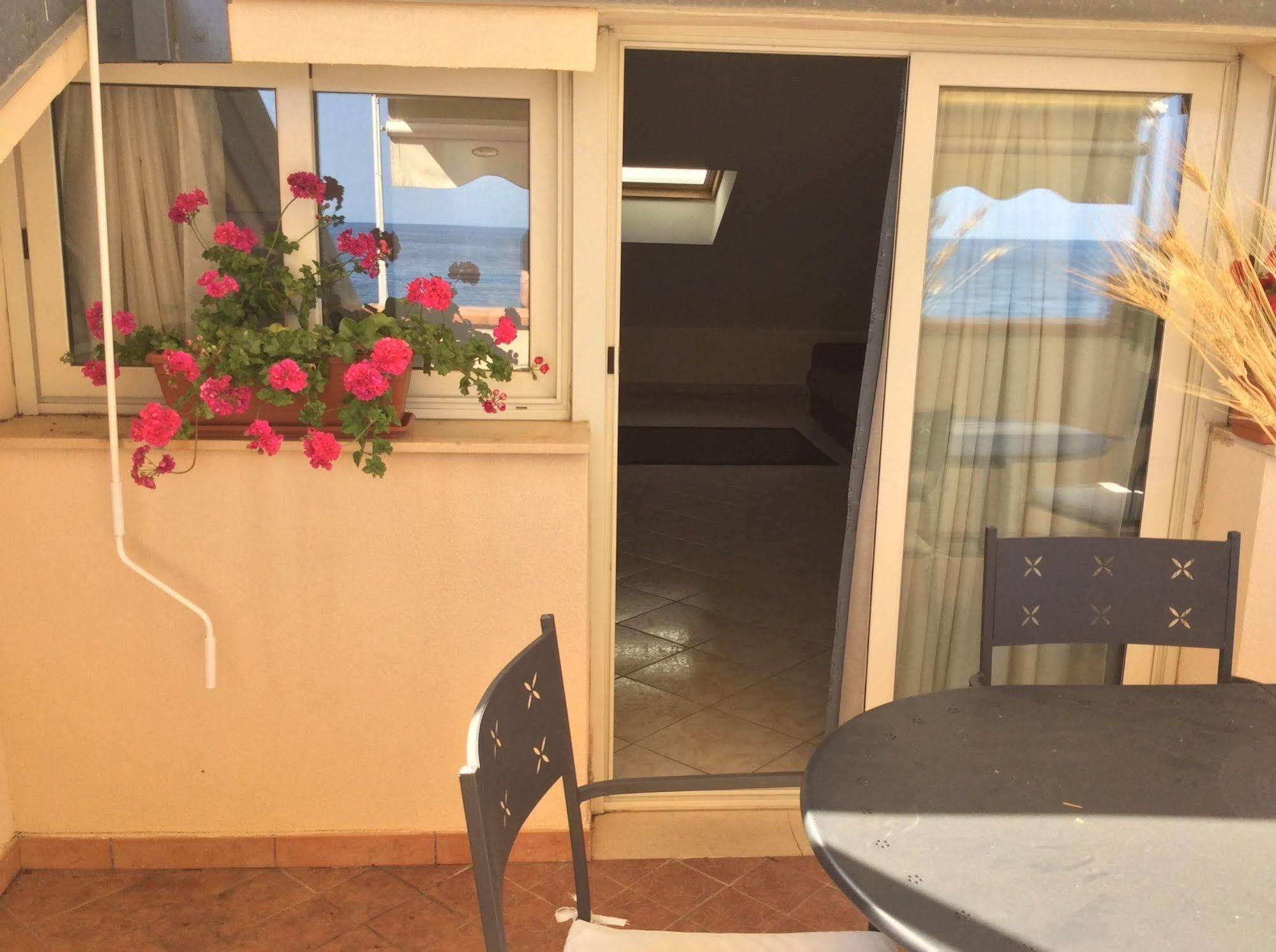 Casa Vacanze Samira Fondachello Kültér fotó